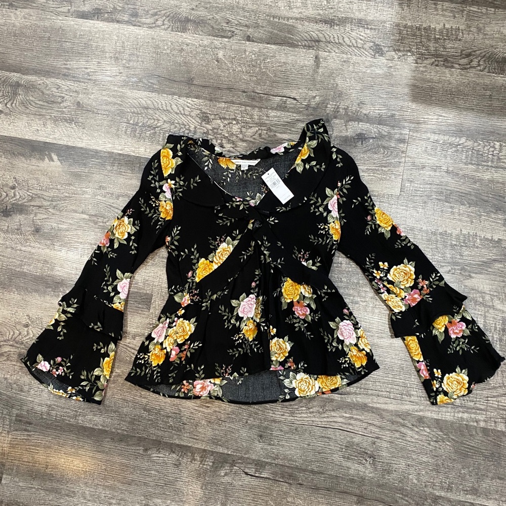 AMERICAN EAGLE TOP NWT